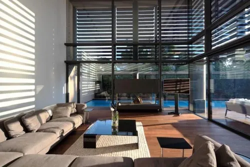 4 Bedrooms Villa in GLYFADA