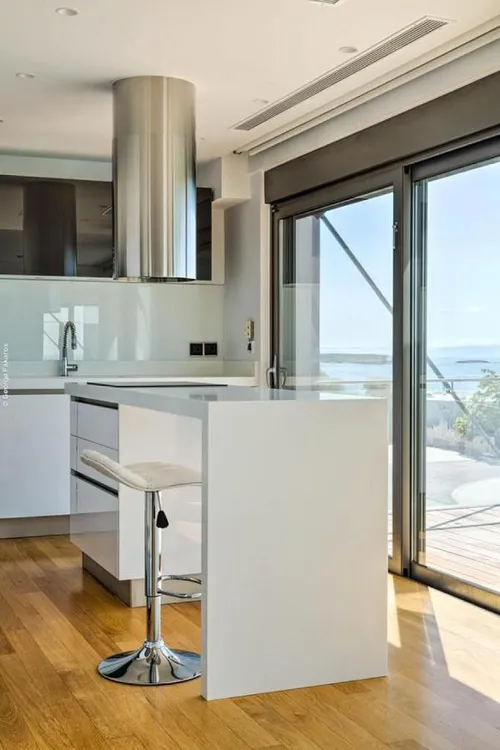 4 Bedrooms Apartment in VOULA