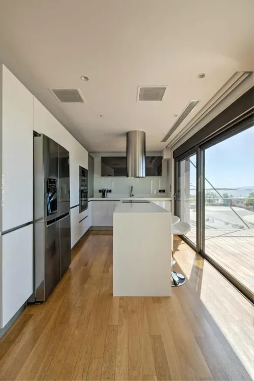 4 Bedrooms Apartment in VOULA