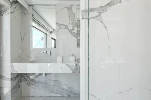 4 Bedrooms Apartment in VOULA