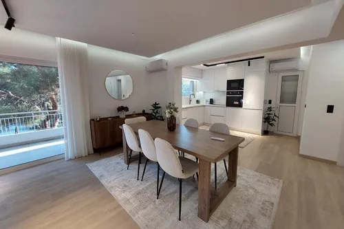 3 Bedrooms Apartment in GLYFADA