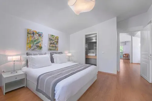 6 Bedrooms Villa in KASSANDRA (FIRST LEG)