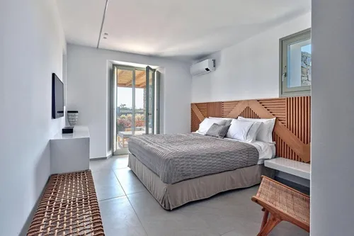 6 Bedrooms Villa in PAROS