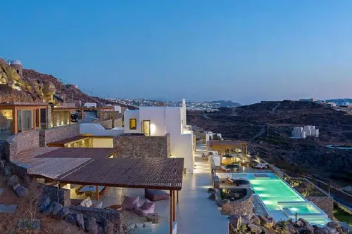 9 Bedrooms Villa in AGIOS STEFANOS