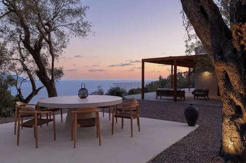 4 Bedrooms Villa in CORFU