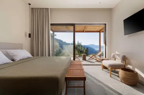 4 Bedrooms Villa in CORFU