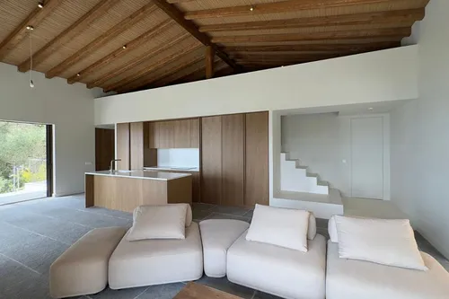 4 Bedrooms Villa in CORFU