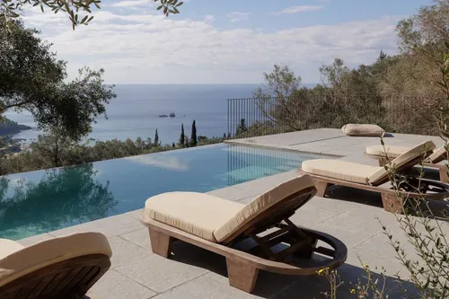 4 Bedrooms Villa in CORFU