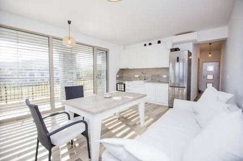 8 Bedrooms Villa in SERRES