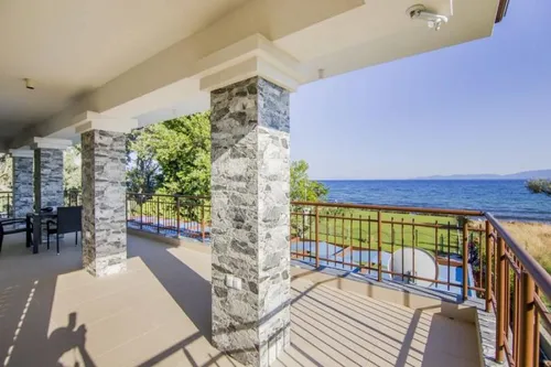 8 Bedrooms Villa in SERRES