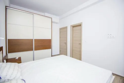 8 Bedrooms Villa in SERRES