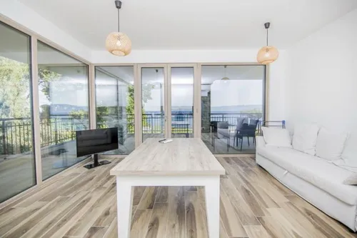 8 Bedrooms Villa in SERRES