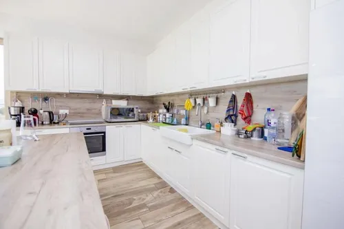 8 Bedrooms Villa in SERRES