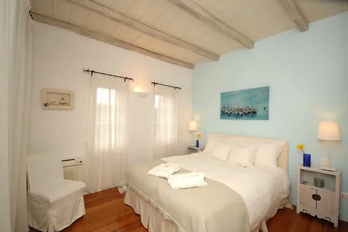 6 Bedrooms Villa in AGIOS LAZAROS