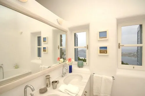 6 Bedrooms Villa in AGIOS LAZAROS