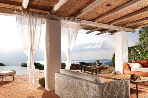 6 Bedrooms Villa in AGIOS LAZAROS