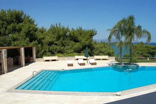 5 Bedrooms Villa in OROPOS