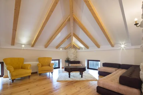 4 Bedrooms Villa in Kotor