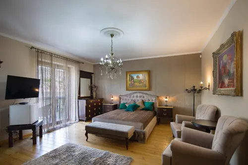 4 Bedrooms Villa in Kotor