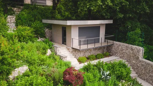 3 Bedrooms Villa in Kotor