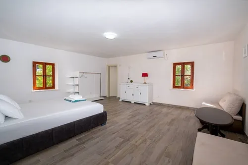 3 Bedrooms House in Dobrota