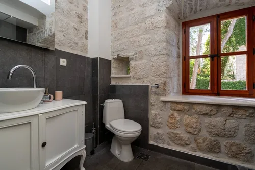 3 Bedrooms House in Dobrota