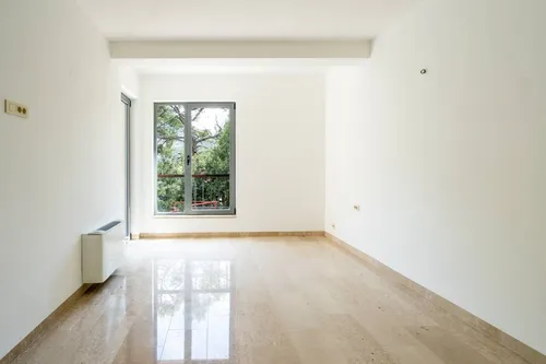 6 Bedrooms House in Kotor