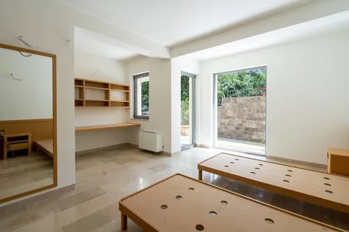 6 Bedrooms House in Kotor