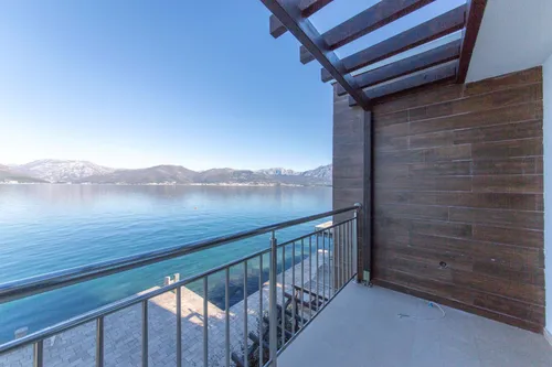 4 Bedrooms Property in Krasici