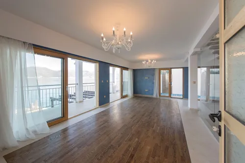 4 Bedrooms Property in Krasici