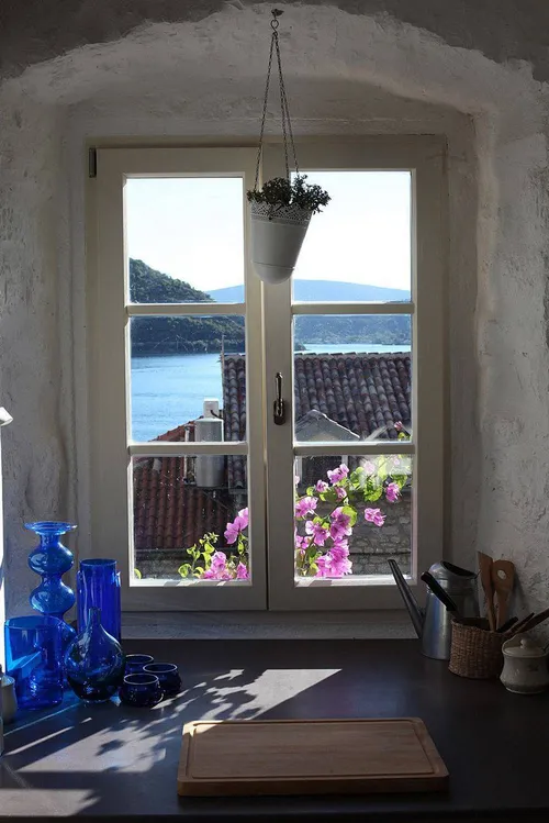 3 Bedrooms Villa in Kotor