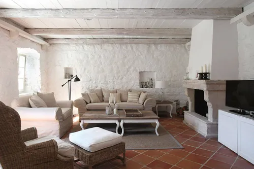 3 Bedrooms Villa in Kotor