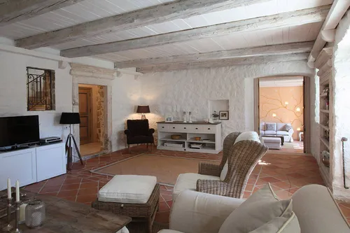 3 Bedrooms Villa in Kotor