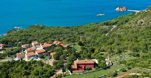 Meditteranean villa in Blizikuce in Budva municipality