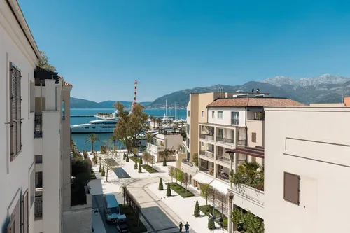 1 Bedroom Apartment in Porto Montenegro