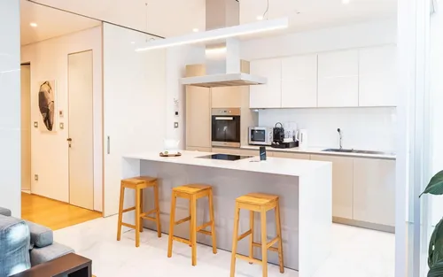 3 Bedrooms Penthouse in Dukley Gardens