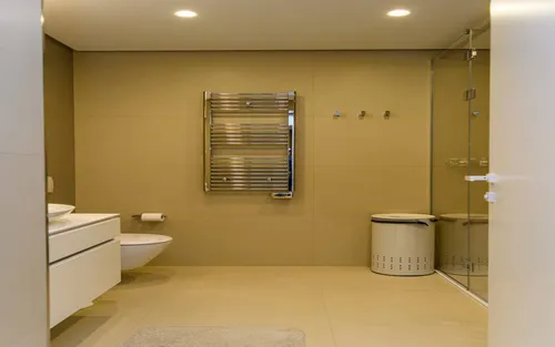 2 Bedrooms Apartment in Dukley Gardens