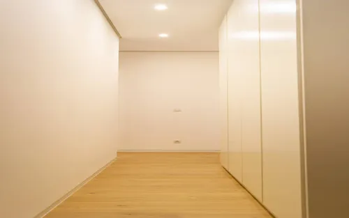 2 Bedrooms Apartment in Dukley Gardens