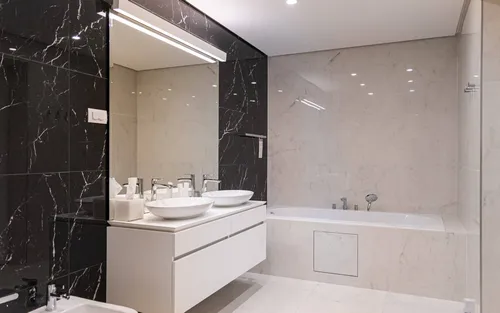 2 Bedrooms Apartment in Dukley Gardens