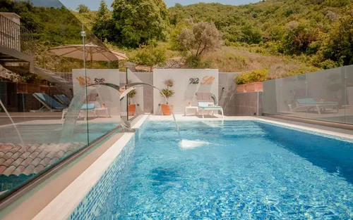 3 Bedrooms Villa in Opatovo