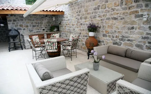 3 Bedrooms Villa in Opatovo