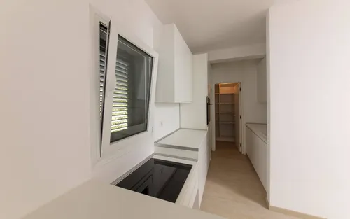 3 Bedrooms Villa in Kotor
