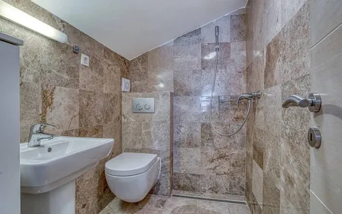 4 Bedrooms Apartment in Budva