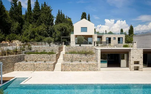 6 Bedrooms Villa in Djurasevici