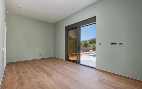 6 Bedrooms Villa in Djurasevici