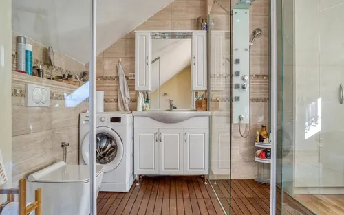 4 Bedrooms Villa in Kotor