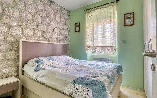 4 Bedrooms Villa in Kotor