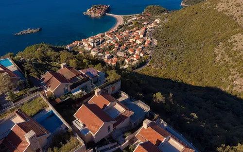 3 Bedrooms Villa in Blizikuce