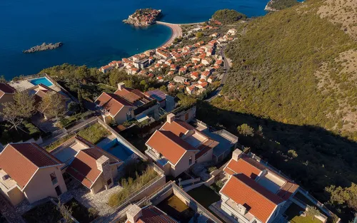 3 Bedrooms Villa in Blizikuce