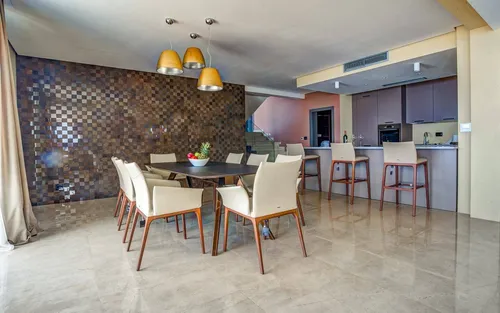 14 Bedrooms Villas in Budva